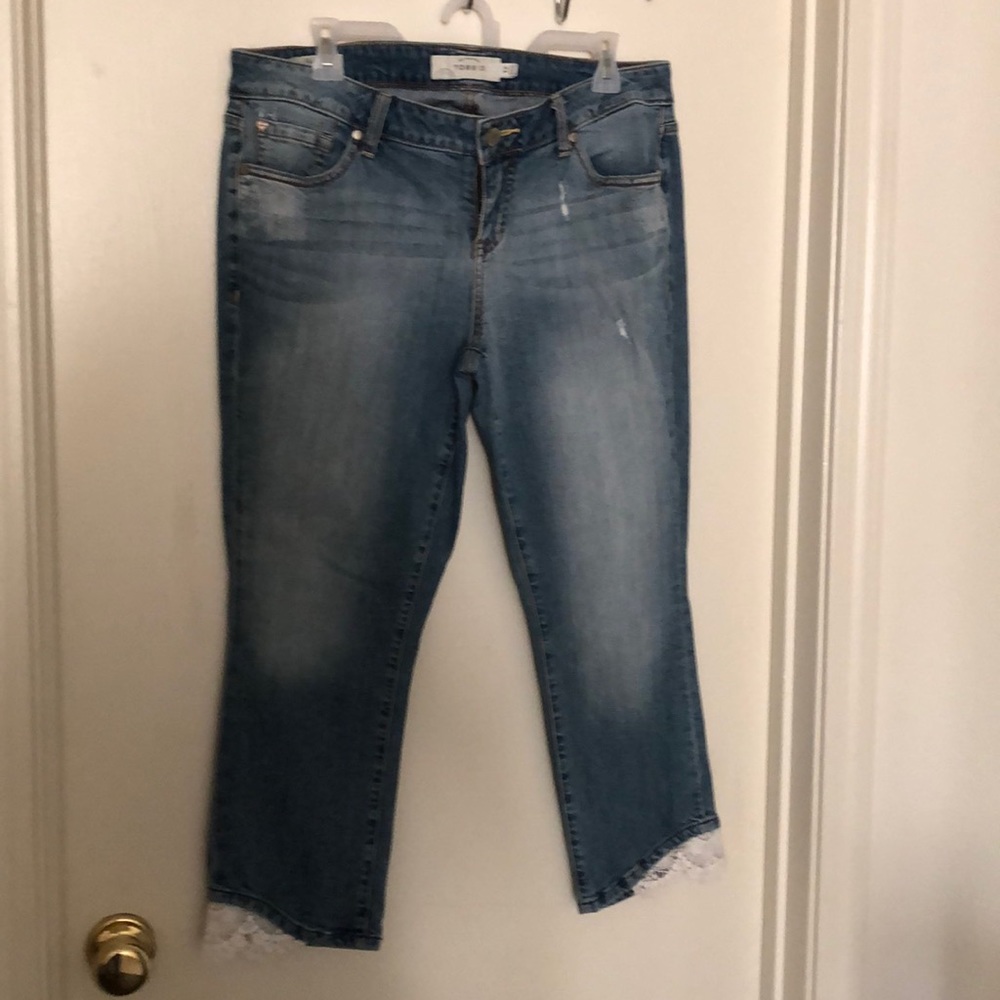 Torrid skinny cropped jeans